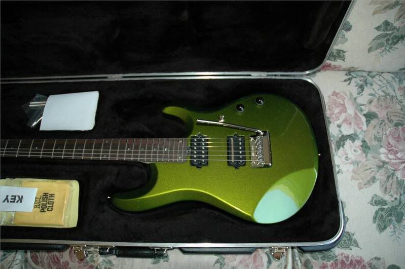 Petrucci3.jpg