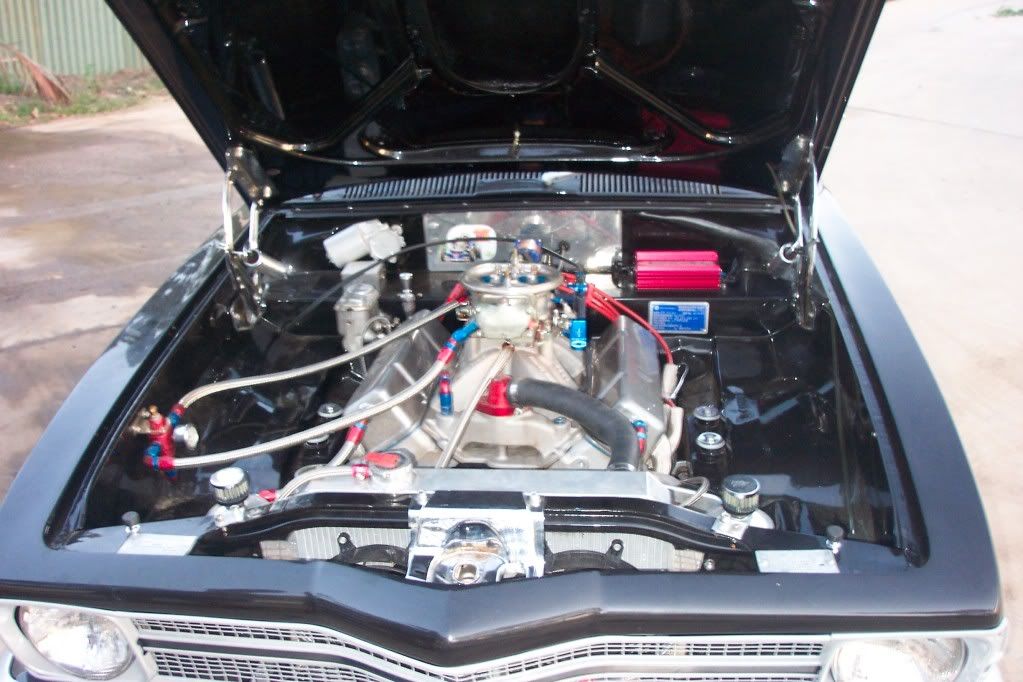 EL thermos in a V8 LJ engine bay General HBLCTALJ GMHTorana