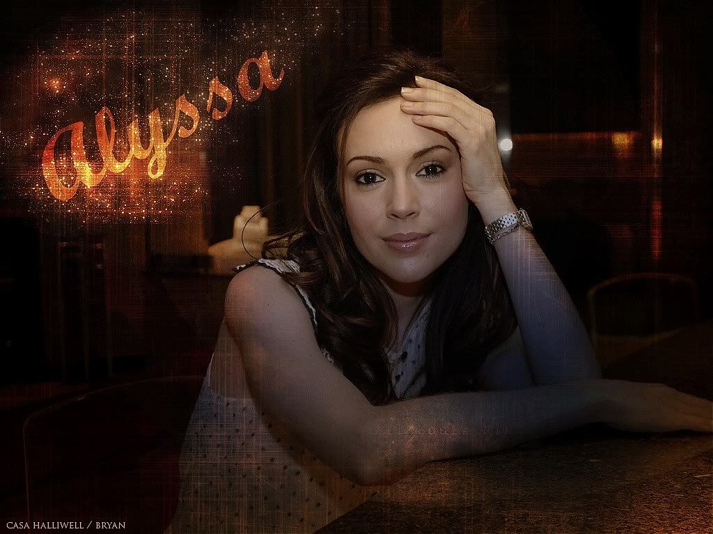 Alyssa Milano - Images Gallery