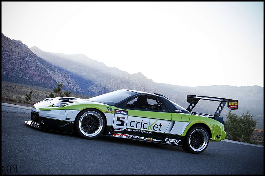 IMAGE: http://i45.photobucket.com/albums/f59/vegasboy301/Factor%20X%20NSX/nsx17.jpg