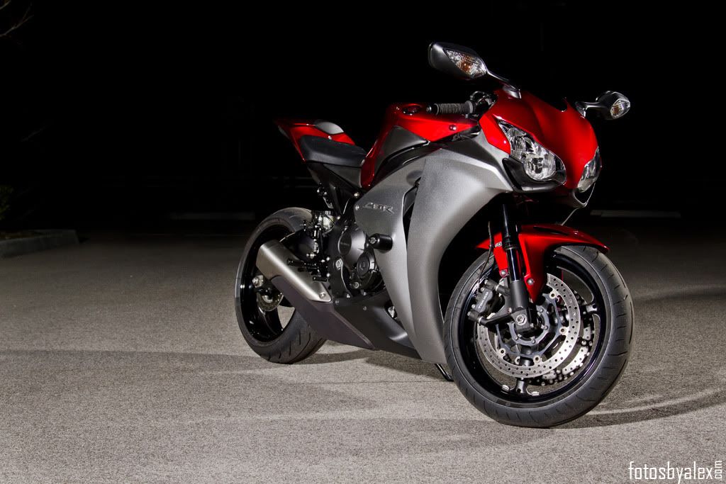 IMAGE: http://i45.photobucket.com/albums/f59/vegasboy301/Patrick%202011/Patcbr1fba.jpg