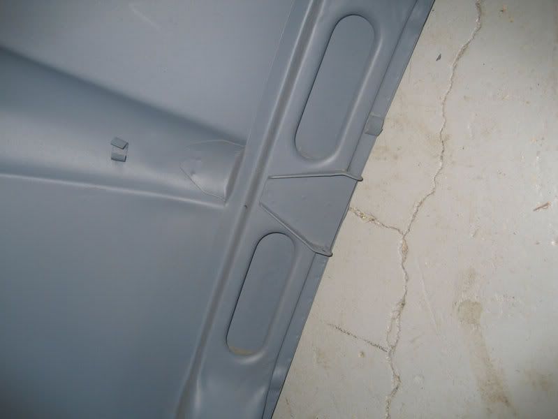 http://i45.photobucket.com/albums/f60/turbo54/W-Decklid-Spring-Mount.jpg