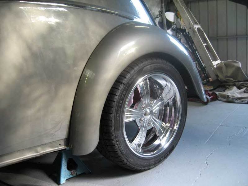 http://i45.photobucket.com/albums/f60/turbo54/Wheel-1.jpg