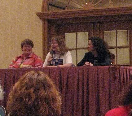 Rt Con 2006- Charlaine Harris, MaryJanice Davidson, Laurell Hamilton