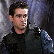 sq-colin-farrell-swat-set-mtvn.jpg