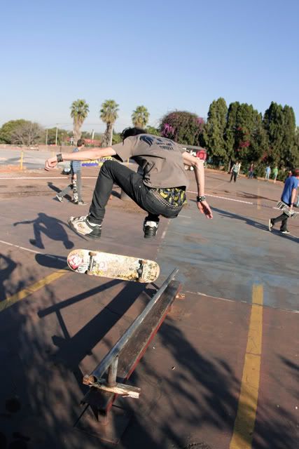 IMAGE: http://i45.photobucket.com/albums/f64/Wik1d/_MG_4396.jpg