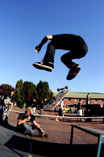 IMAGE: http://i45.photobucket.com/albums/f64/Wik1d/_MG_4403.jpg