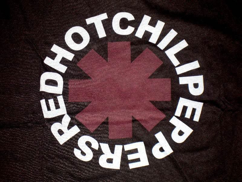 Red_Hot_Chili_Peppers_Small.jpg