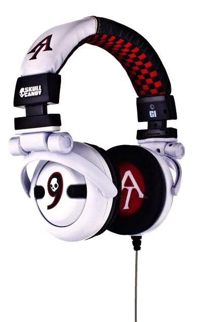  Skullcandy Headphones on Djryb Com  Skullcandy S Nba Player Series Headphones  Great Idea