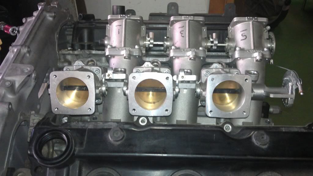 My Project/Build Custom Intake Manifold With Carbon Fibre Plenum