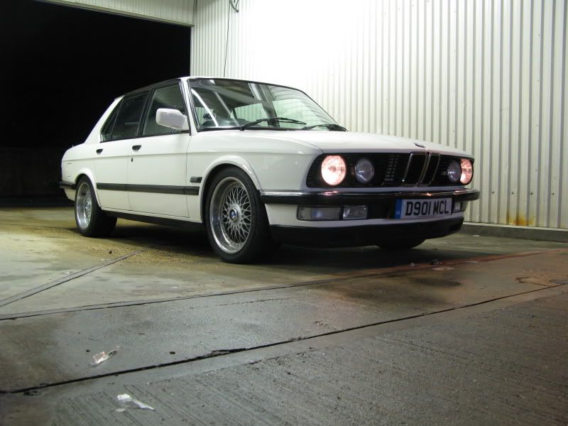 Lowered my e28 M5 The Unofficial BMW M5 Messageboard 