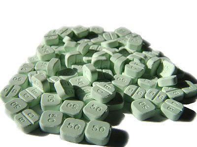White anadrol pills
