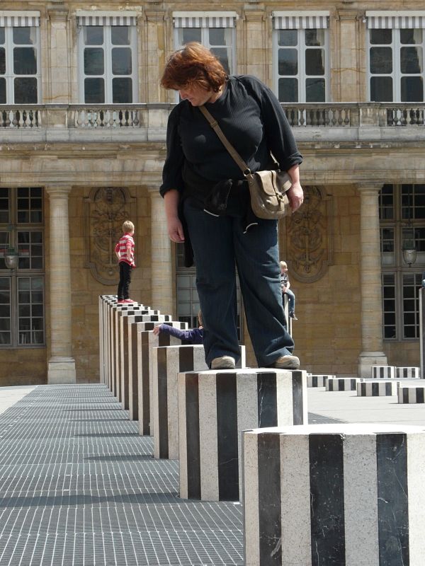 photo ColonnesBurenCathgaminb_zpsf0af4a03.jpg