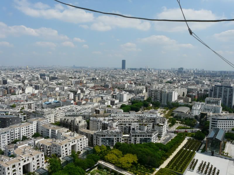 La tour Montparnasse, le Sud de Paris