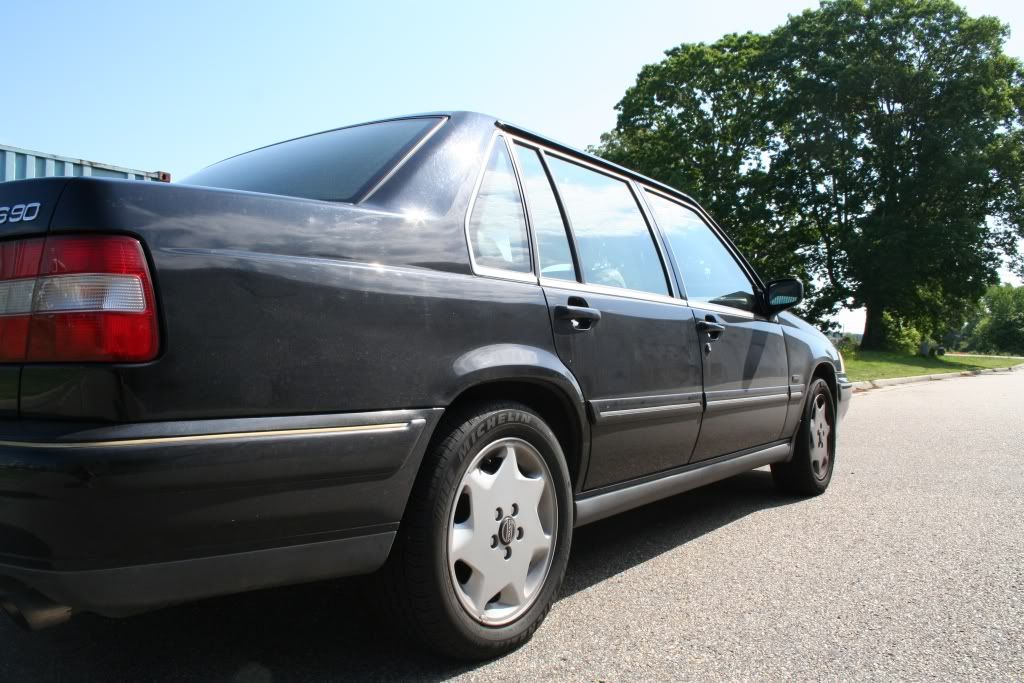 97S909.jpg