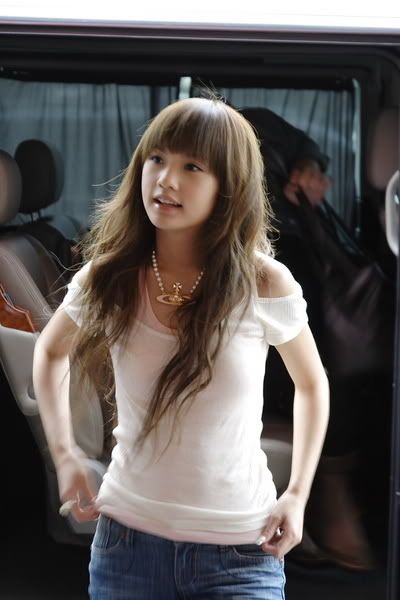 asian hair style and fashion for girl. That Rainie Yang hair is still super 