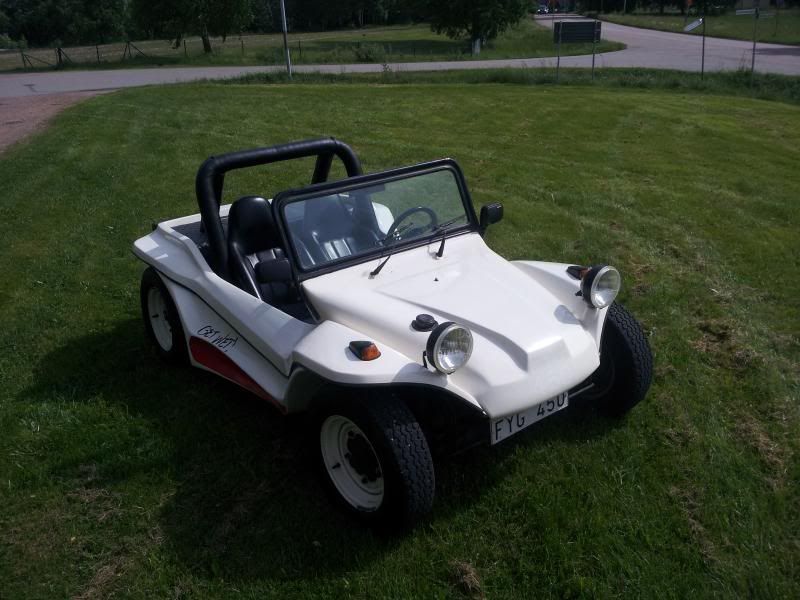 http://i45.photobucket.com/albums/f87/Szente/Vit%20buggy/20130602_154214_zps60162255.jpg