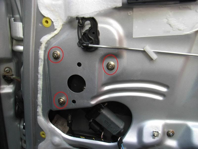 Alfa Romeo forum: How to change rear window motor Alfa Romeo forum: How to change rear window motor