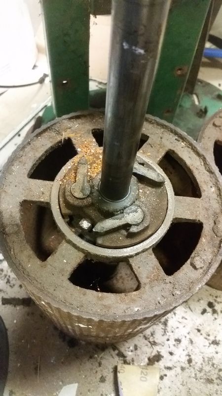 [Linked Image from i45.photobucket.com]