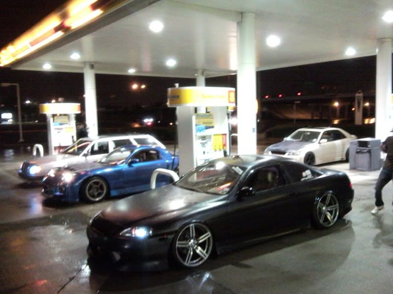 http://i45.photobucket.com/albums/f94/sir_driftalot/SNC00387.jpg