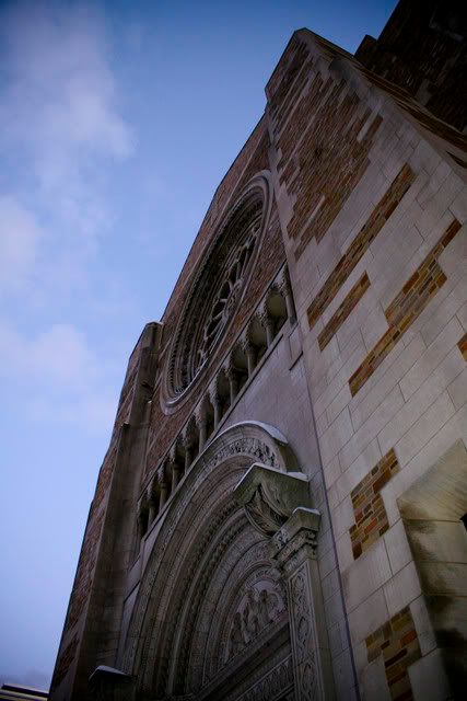 IMAGE: http://i45.photobucket.com/albums/f95/Tempo92/Photography/IMG_7126.jpg