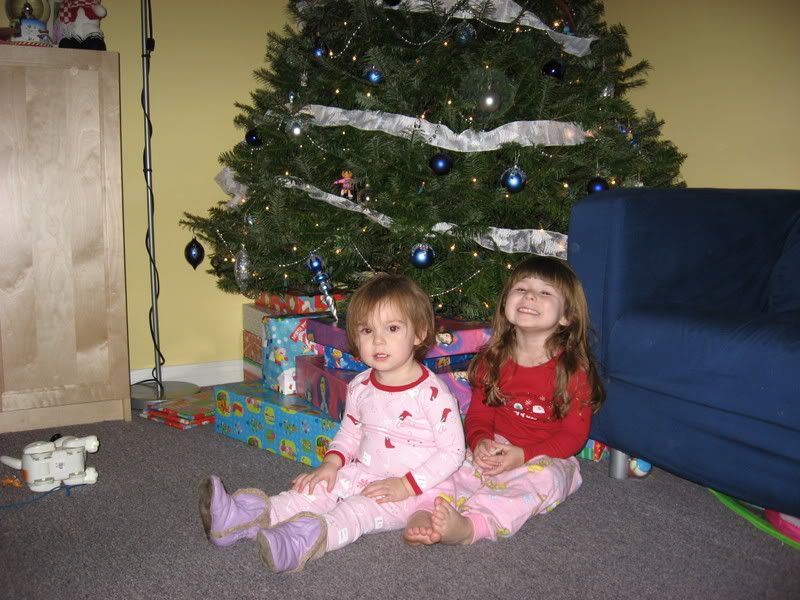 IMAGE: http://i45.photobucket.com/albums/f96/Desiree_Leigh/canon%20a540/SunsCam011.jpg