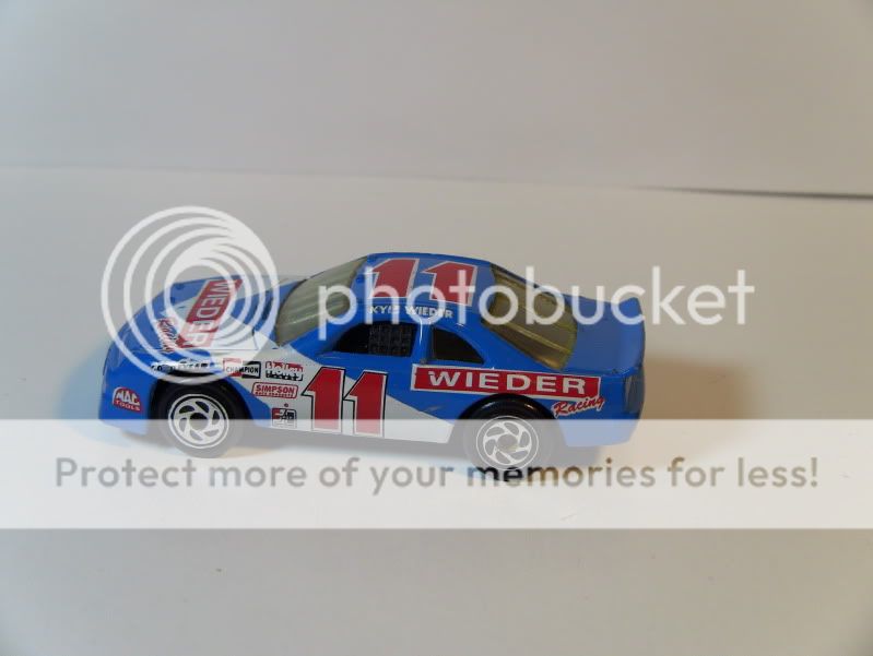 Matchbox Ford Thunderbird 1993 Kyle Wieder #11  